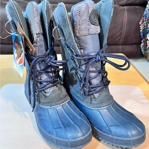 Women’s Blue Winter Boots NWT Size 7